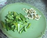 કાજુ કારેલા શાક (Kaju Karela Shak Recipe In Gujarati) રેસીપી સ્ટેપ1ફોટો