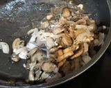 Foto del paso 3 de la receta Timbal de manitas de cerdo con guarnición