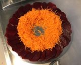 Une image de l'étape 5 de Salade de betteraves et carottes ala burrata,fleurs de thym et d'ail triquetre.
