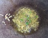 A picture of step 1 of Schezwan spicy sandwich.