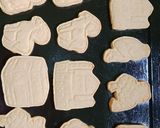 Foto langkah ke 5 dari resep Fancy Cookies (Cookies Karakter).