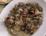 Foto del paso 3 de la receta: Almejas con vino blanco
