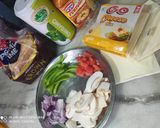 A picture of step 1 of Bread pizza.