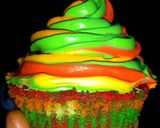 A picture of step 20 of 3 colour Cupcakes.