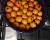 Foto del paso 3 de la receta: Tejocotes en miel