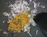Foto langkah ke 3 dari resep Oseng Dage Pedes Bumbu Kuning.