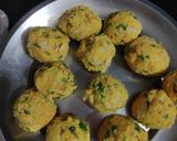 A picture of step 4 of Cheesy Banana Canape with Creamy Minty Chana.