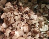 Gombakrémleves pirított gombával recept fázis 2 fotója