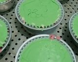 Foto langkah ke 6 dari resep Bolu Kukus Semangka.