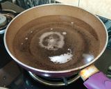 A picture of step 1 of Aglio e olio fettuccine.