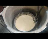 வெண்ணிலா ஸ்பாஞ்ச் கேக் ரெசிபி ஸ்டேப் 6 புகைப்படம்