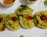 A picture of step 5 of Mini moong dal masala dosa.