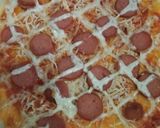 Foto langkah ke 6 dari resep Homemade Pizza.