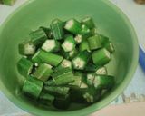 A picture of step 1 of Bhindi Fry.