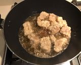 A picture of step 4 of Black vinegar mustard pork.