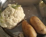 બટાકા ફલાવર ના પરાઠા(Potato Gobiflower Recipe In Guajarati) રેસીપી સ્ટેપ2ફોટો