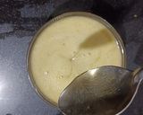 A picture of step 4 of Appletini.