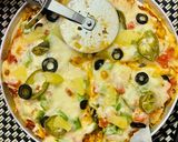 A picture of step 11 of Hawaiian Chicken Pizza.