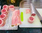 Foto del paso 2 de la receta: Tournedós de cordero con mantequilla aderezada y guarnición de setas
