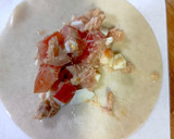 Foto del paso 2 de la receta: Empanadillas de atún con huevo duro y tomate