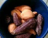 Foto langkah ke 1 dari resep Kremesan / kue ceker ayam / kue sarang burung balam.