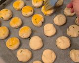Tönkölypogácsa bryndzával és snidlinggel recept fázis 5 fotója