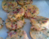 Foto del paso 5 de la receta: Tortitas de patatas, bacon y queso