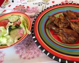 Foto del paso 2 de la receta: Pollo guisado con ensalada verde