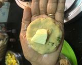 A picture of step 3 of Bread potato cheese balls.