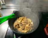 Foto del paso 5 de la receta: Spaghetti - mar y monte (setas y gambas)