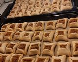 A picture of step 4 of Lahm bi Ajeen (Sfiha Baalbakieh).