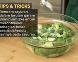 Foto langkah ke 4 dari resep Brokoli Saus Tiram Tim Telur Devina Hermawan.
