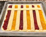 Foto del paso 7 de la receta Pastel con masa frola y mermeladas “sin gluten”
