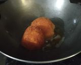 A picture of step 4 of Pumpkin Balls.