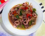 Foto langkah ke 4 dari resep Tumis cumi kuah.