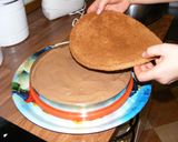 Gluténmentes feketeerdő torta Zila tortaformában recept fázis 4 fotója