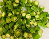 A picture of step 1 of Masala Bhindi.