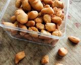 Foto langkah ke 5 dari resep Biji Katapang Santan Renyah.