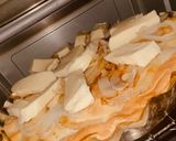 Foto del paso 8 de la receta: EMPANADA DE 🥬ESPINACAS🥬 Y 🐟ATÚN🐟 A LA 🍕FUGAZETA🍕
