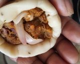 A picture of step 5 of Pyaaz Kachori.