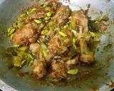 Foto langkah ke 4 dari resep Sambal mercon ayam goreng petai.