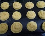 Foto langkah ke 3 dari resep Kue Sus Vla Vanilla.