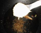 A picture of step 1 of Patiyala Chicken.