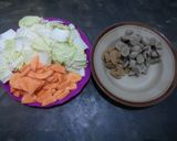 Foto langkah ke 1 dari resep Cap cay kuah tomat.