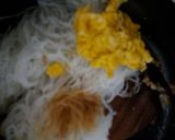 Foto langkah ke 5 dari resep Bihun Goreng Kecap.