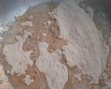 A picture of step 5 of Wheat flour Halwa.