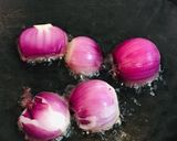 A picture of step 2 of Caramelised Pyaaz Sabzi.