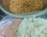 Foto langkah ke 2 dari resep Mie goreng sederhana.