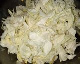 Foto langkah ke 3 dari resep Tumis Kotel (Kol dan Telur).