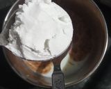 A picture of step 2 of Custard choco coffee pudding.